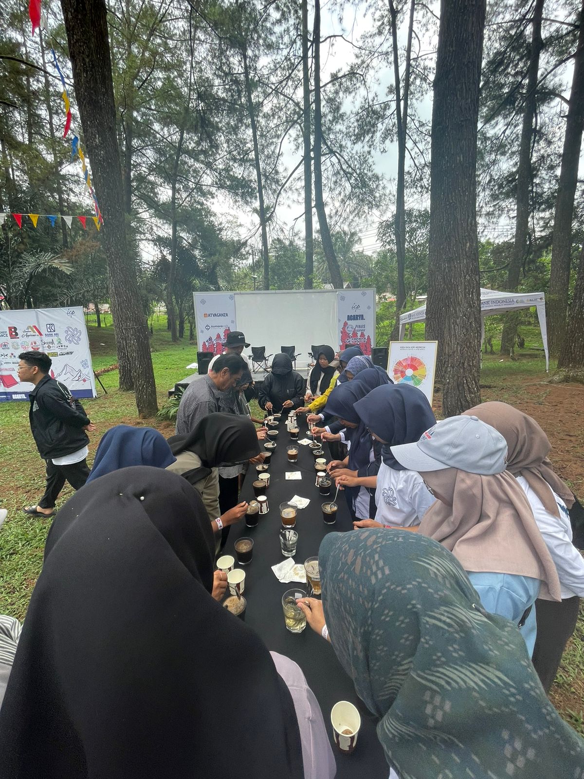 COFFEE CAMP VOL 3 BERDISTRAKSI KOPI